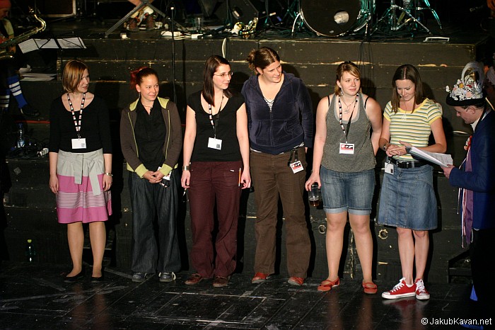 Zlomvaz 2009 - zahájení, koncert Sto zvířat...