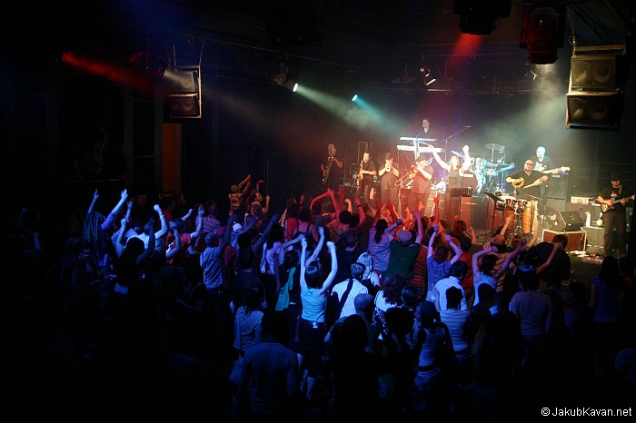 Zlomvaz 2009 - zahájení, koncert Sto zvířat...
