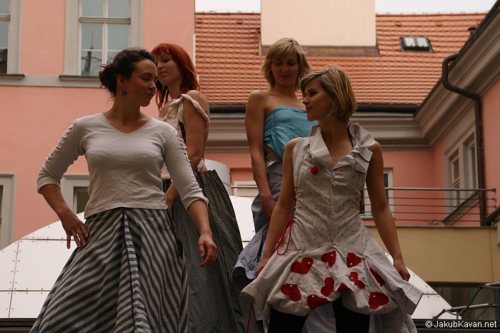 Zlomvaz 2009 - módní přehlídka Raj.da