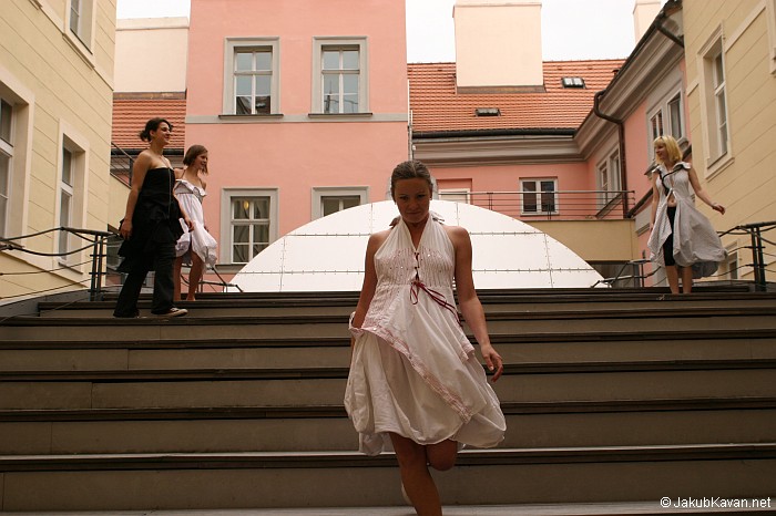 Zlomvaz 2009 - módní přehlídka Raj.da