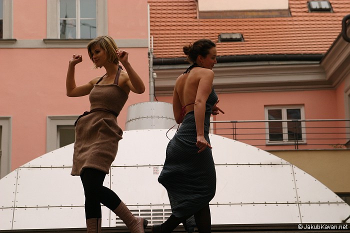 Zlomvaz 2009 - módní přehlídka Raj.da