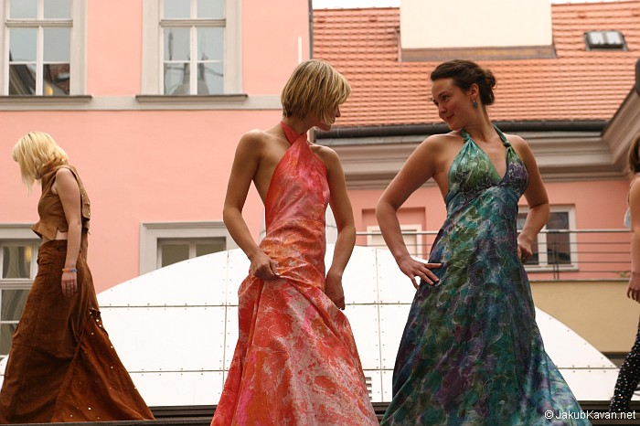 Zlomvaz 2009 - módní přehlídka Raj.da