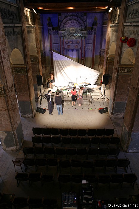 Korjen v synagoze