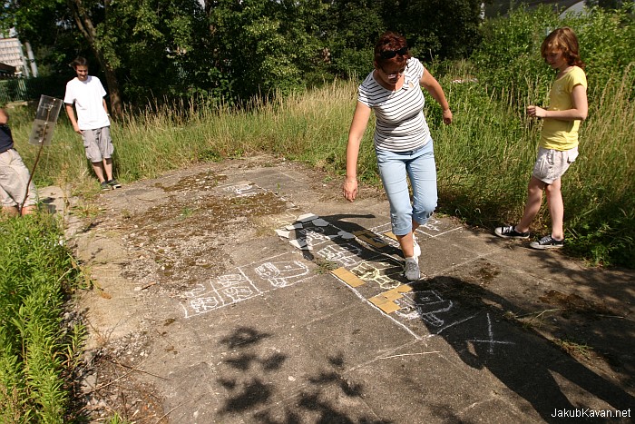Site-specific Karlin