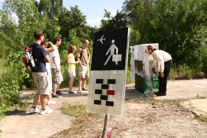 Site-specific Karlin
