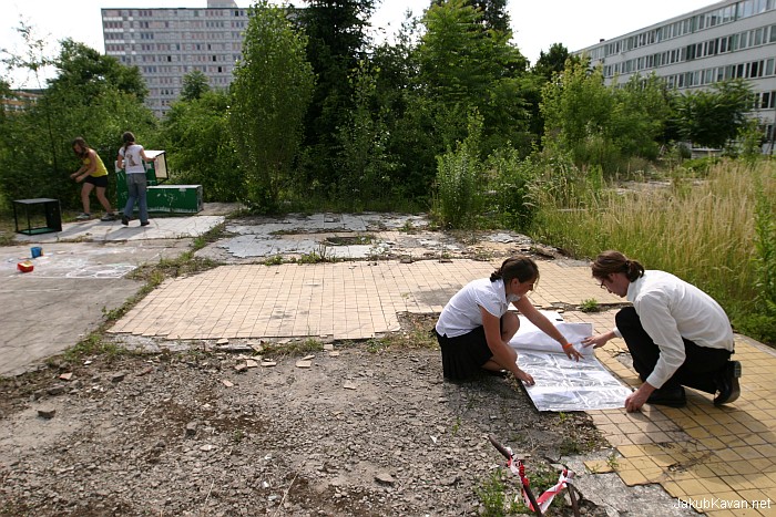 Site-specific Karlin