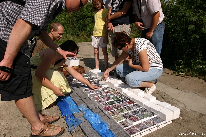 Site-specific Karlin