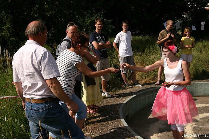 Site-specific Karlin