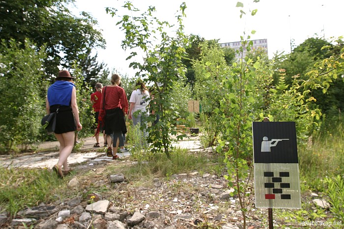 Site-specific Karlin