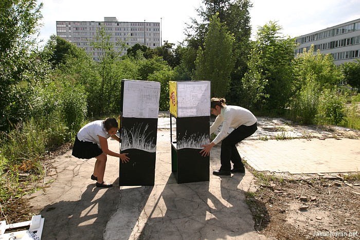 Site-specific Karlin
